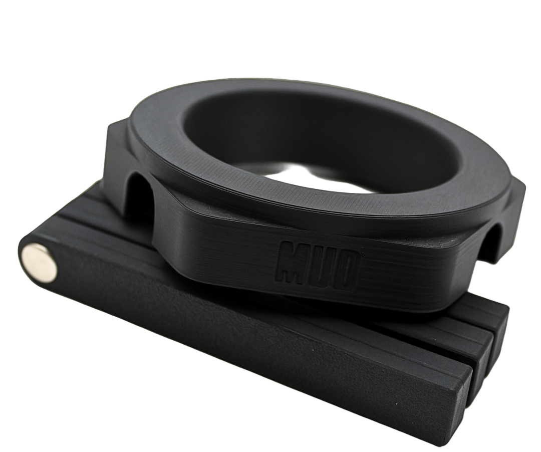 The MUD Co MagFold Stand